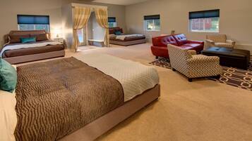 Zimmersafe, schallisolierte Zimmer, BĂŒgeleisen/BĂŒgelbrett