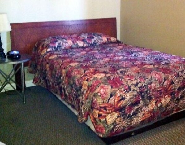 Schreibtisch, Bügeleisen/Bügelbrett, kostenloses WLAN