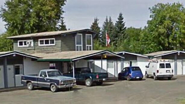 Front of property - Superlodge Motel (Lloydminster)