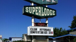 Exterior - Superlodge Motel (Lloydminster)