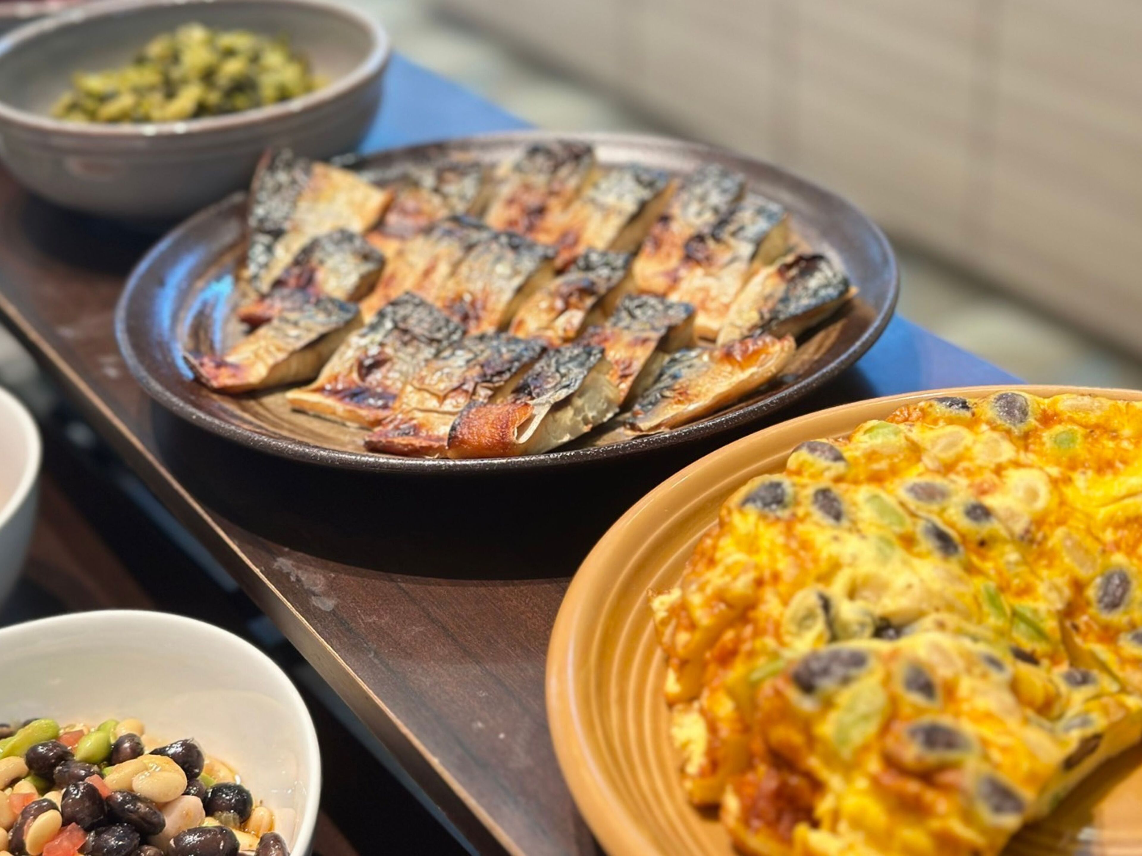 daily self-service breakfast (jpy 1650 per person)