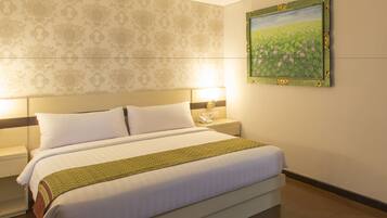 1 bedroom, in-room safe, desk, laptop workspace