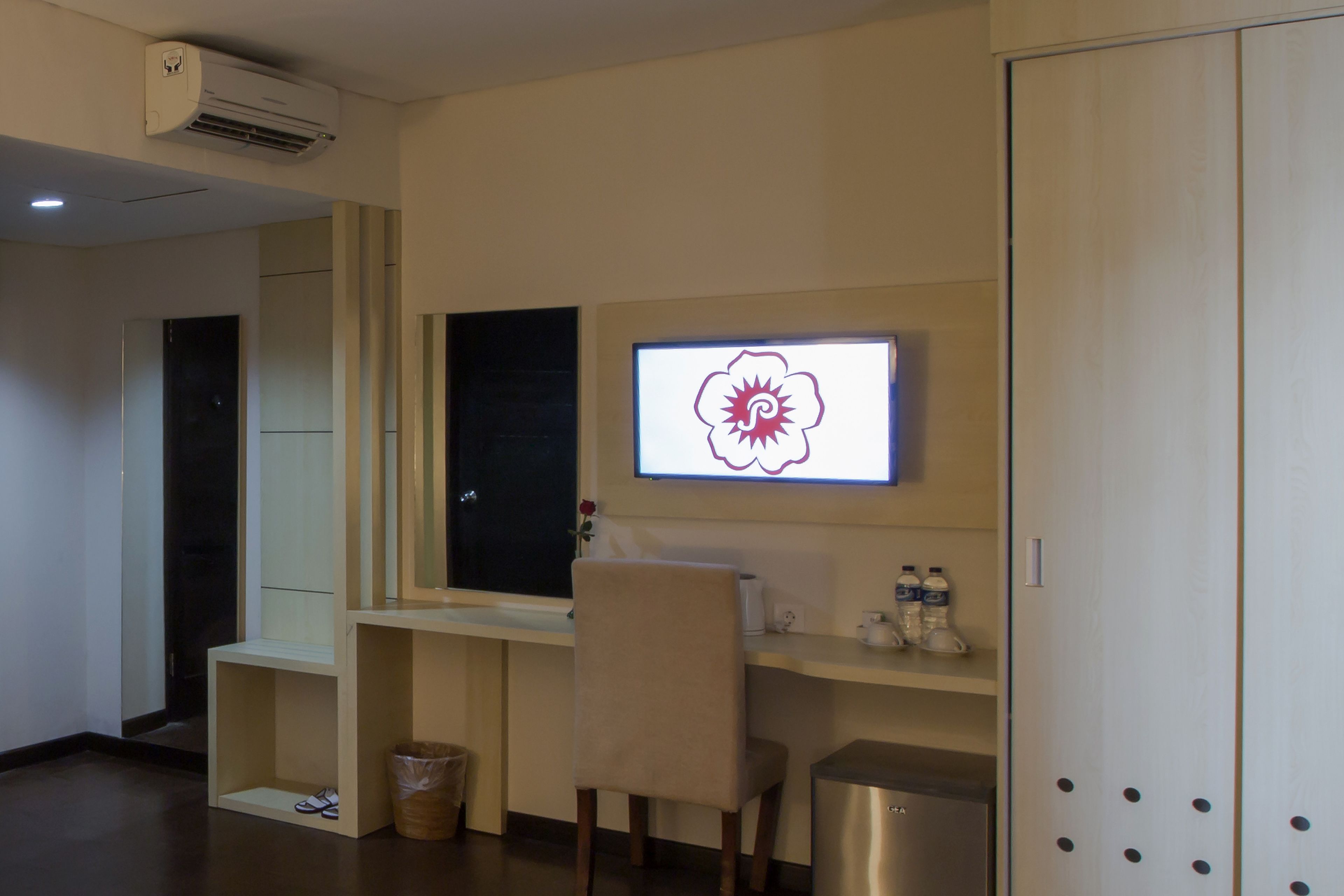 Photo - Grand Puri Saron Hotel Yogyakarta