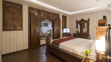 Presidential Suite, 1 Queen Bed, Non Smoking, City View