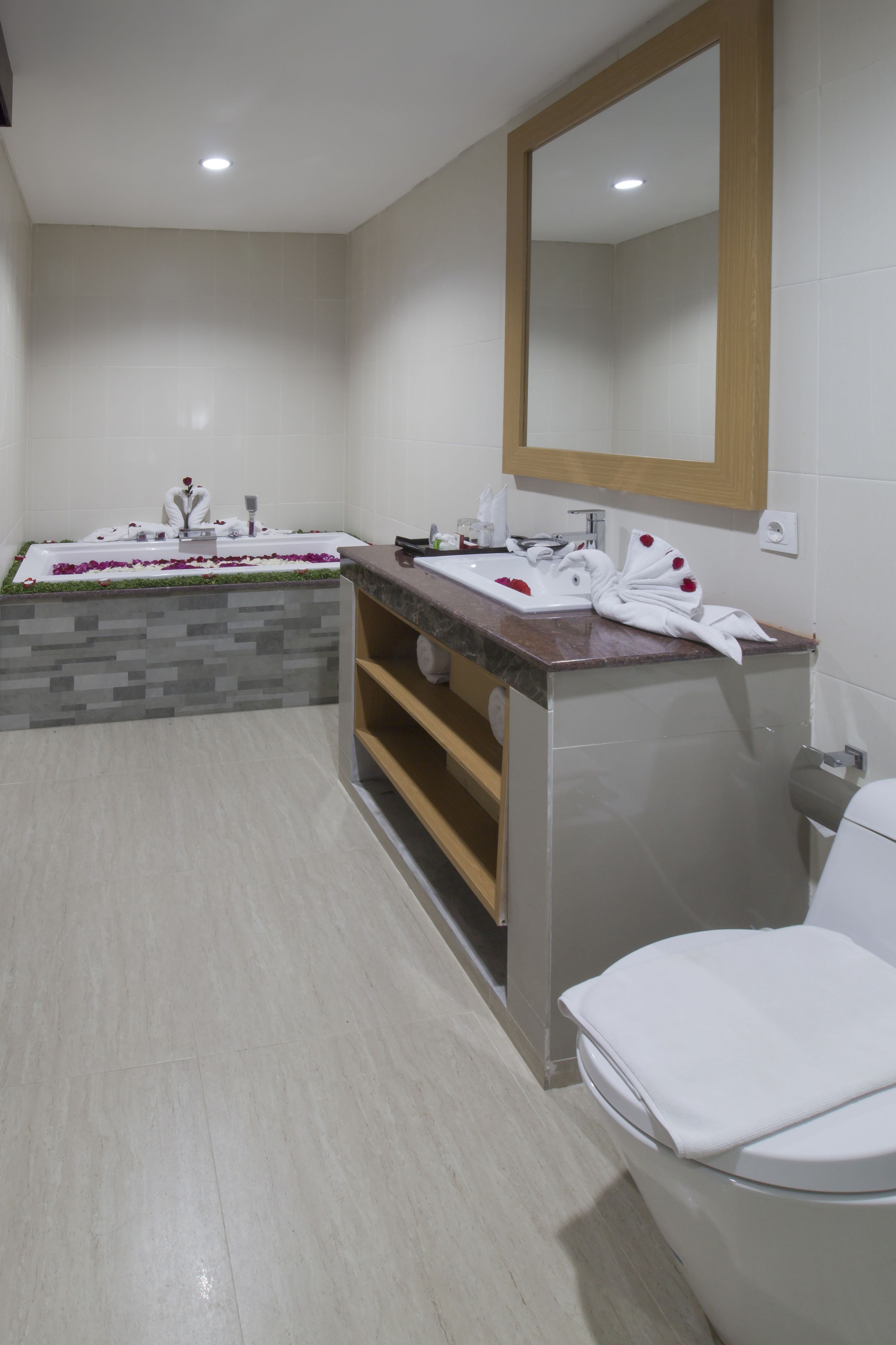 Photo - Grand Puri Saron Hotel Yogyakarta