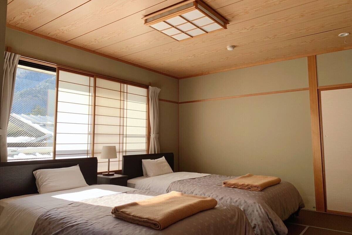 in-room safe, free wifi