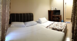 Deluxe Triple Room | Safe - Kembara Resort (Setiu)