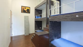 Shared Dormitory, Women only | Wi-fi percuma, cadar katil
