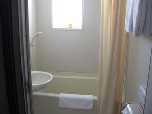 Bathroom - Akakura Yours Inn (Myoko)