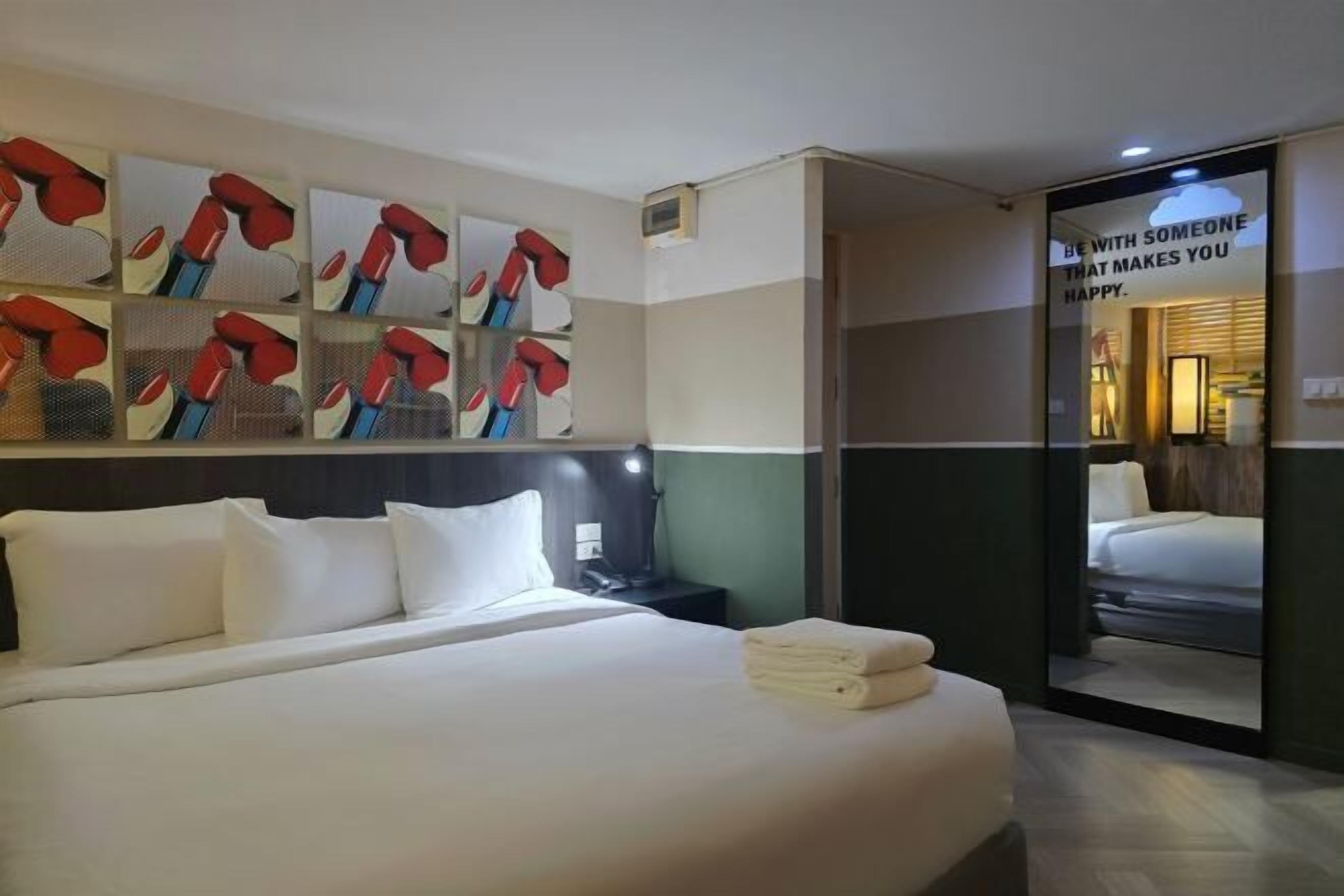 Décoration personnalisée, ameublement personnalisé, bureau