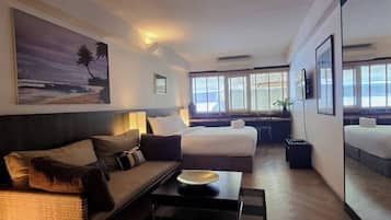 No.1 Suite Escape : King bed + Sofa bed | 1 bedroom, individually decorated, individually furnished, desk