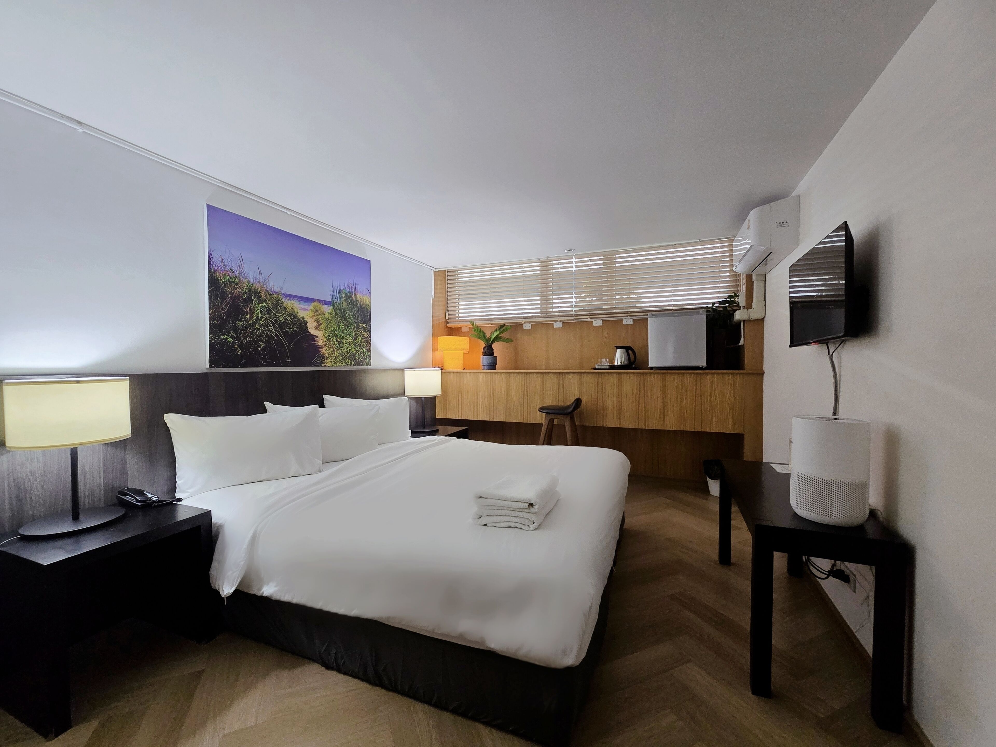 No.2 King Bed Studio : King bed | Individuelt dekorert, individuelt innredet, skrivebord og lydisolert