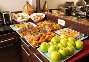 Bao gồm bữa sáng buffet hàng ngày