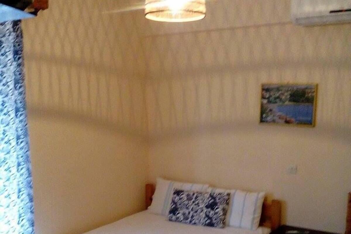 Soundproofing, iron/ironing board, free cots/infant beds, free WiFi