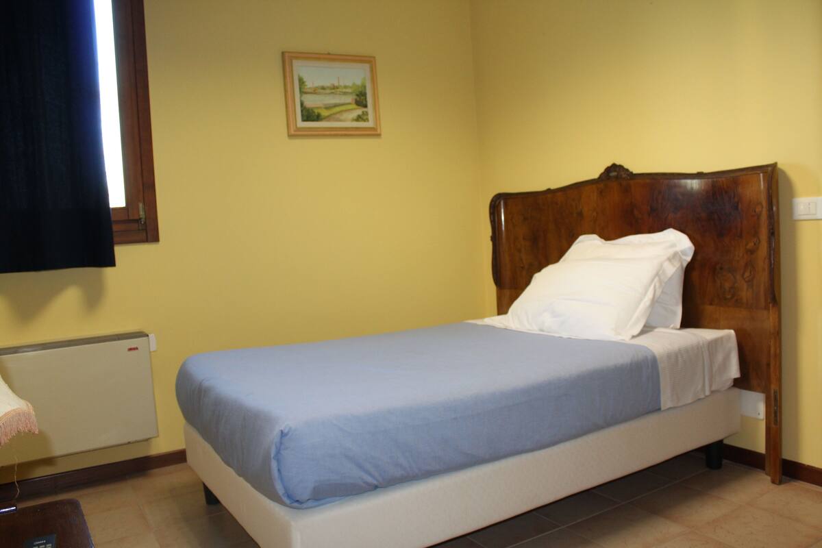 Double Room, 1 Double Bed