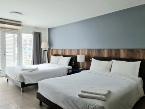 Family Studio: 2 Queen Beds | Desk, laptop workspace, blackout drapes, soundproofing - Sathorn Terrace Apartment (Bangkok)
