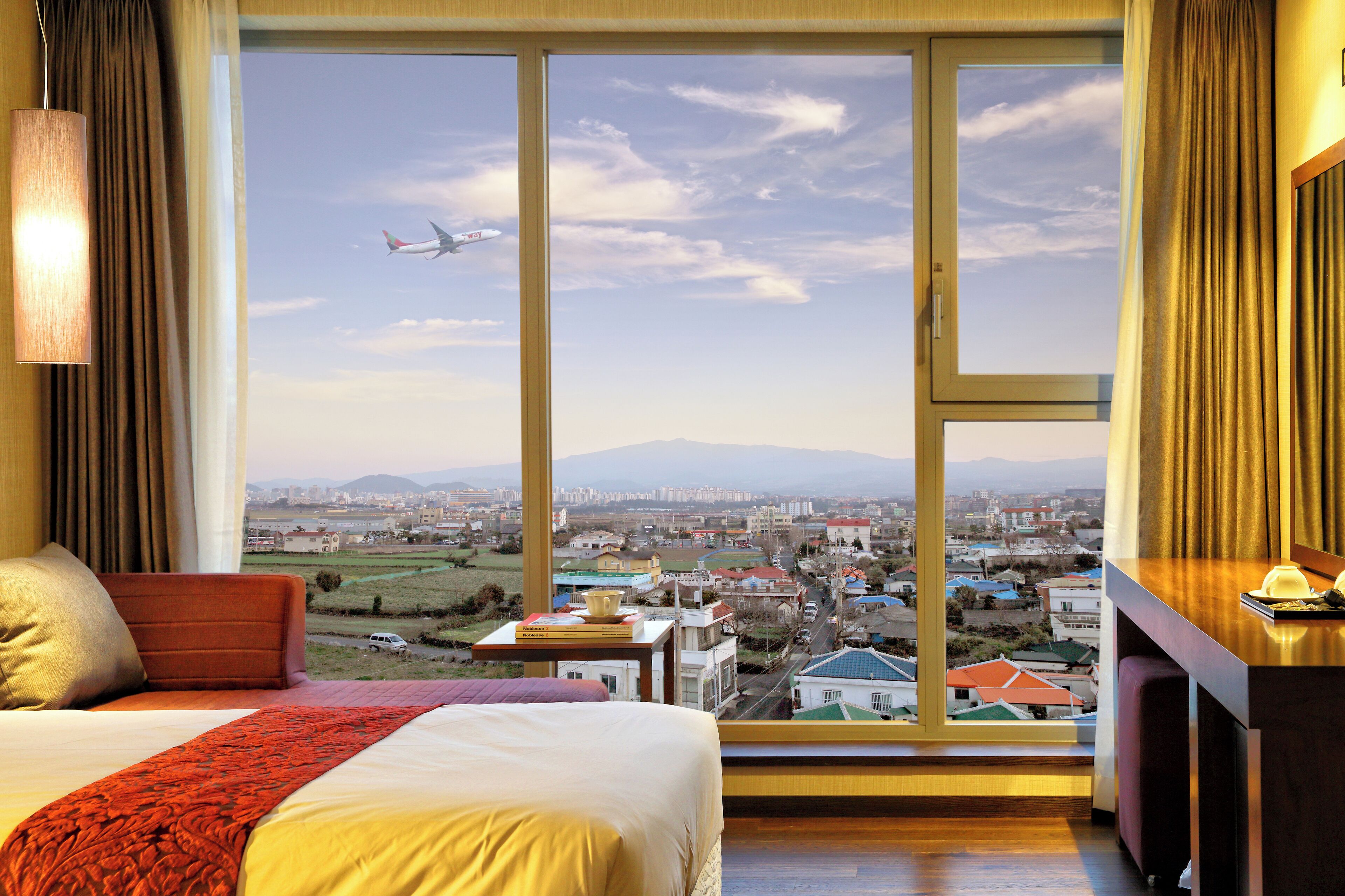 standard twin room | desk, free wifi, bed sheets