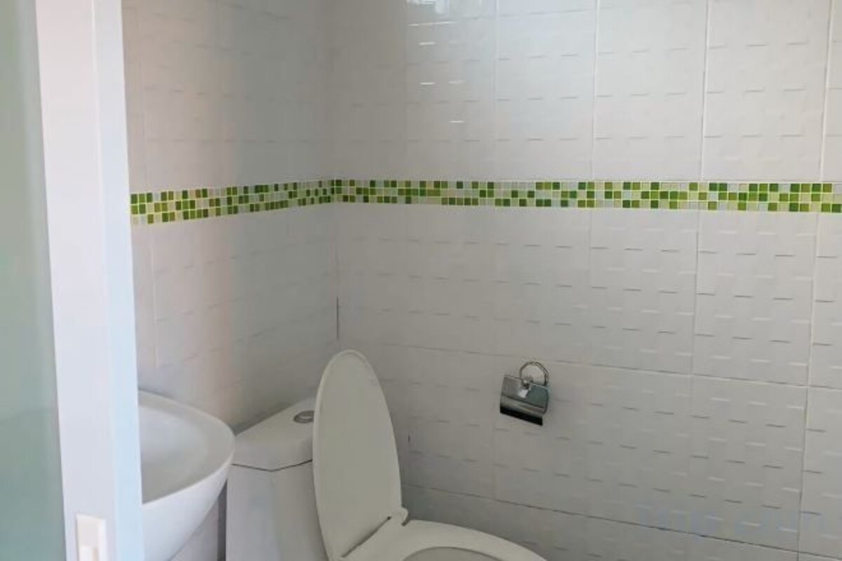 Bathroom | Rainfall showerhead, free toiletries, hair dryer, bidet