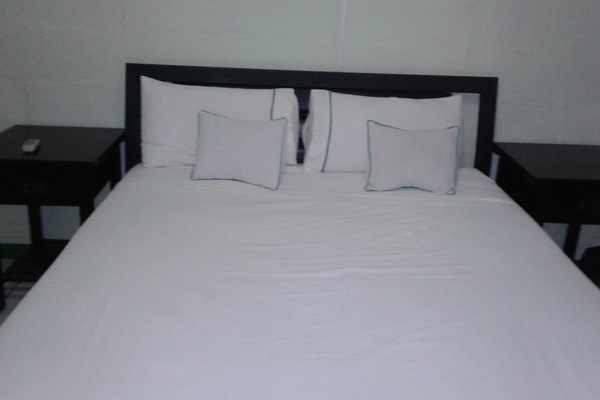 Economy Double Room | Desk, free WiFi