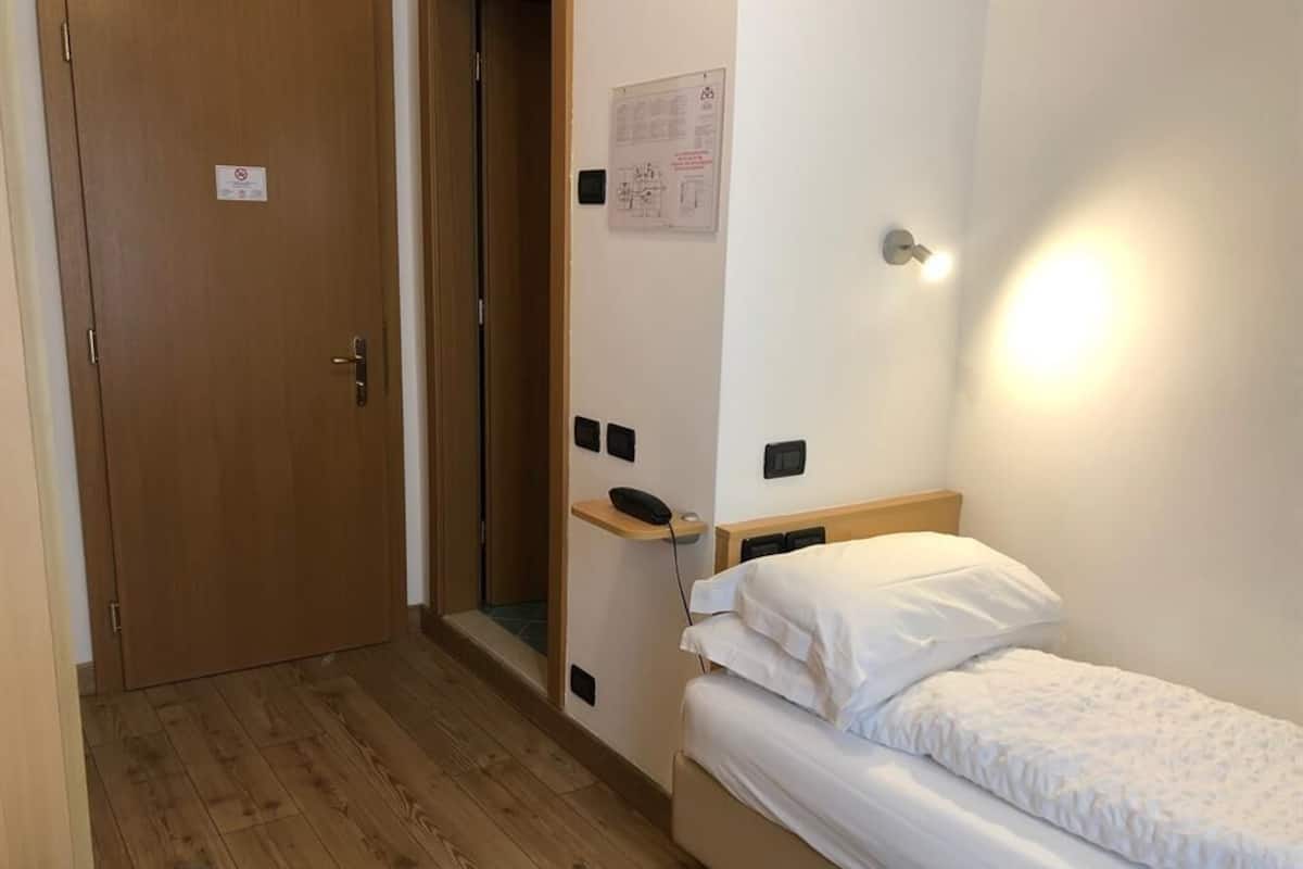 Standard Single Room, 1 Single Bed
