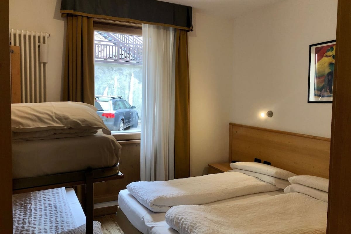 Economy Quadruple Room