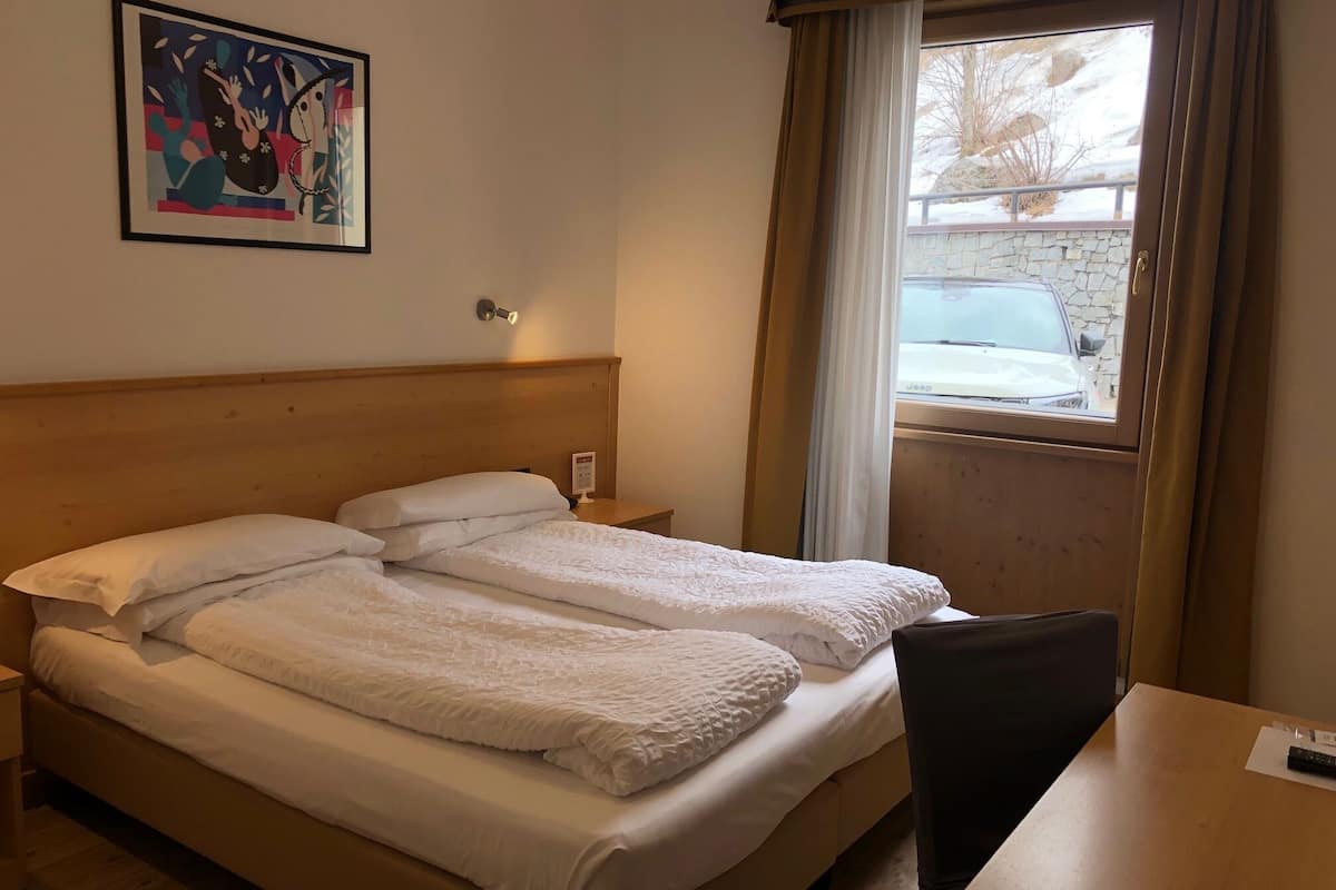 Economy Double Room | In-room safe, desk, free WiFi, bed sheets