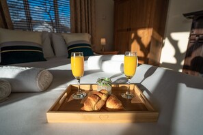 Miscellaneous - Milverton Court by OYO (Manchester)