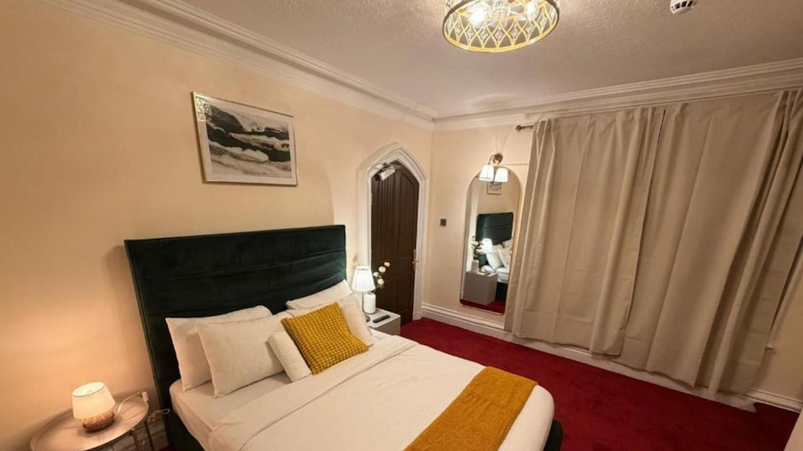 Milverton Court by OYO