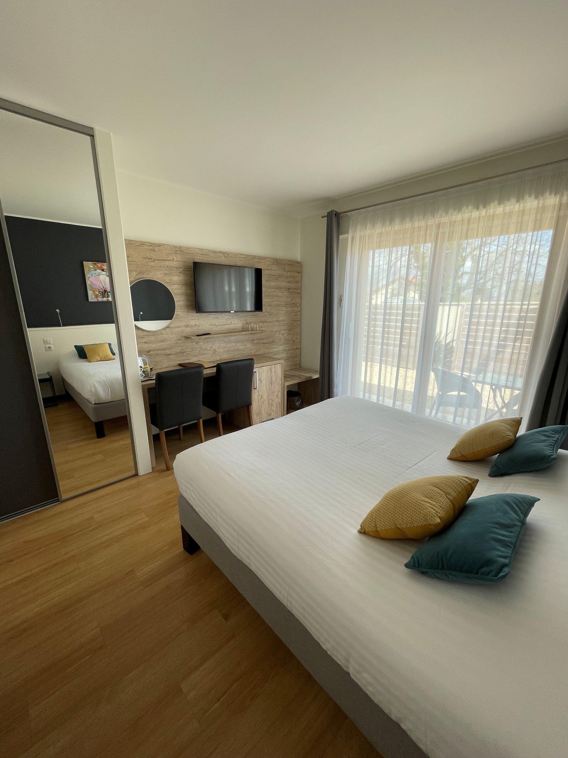 Photo - Hôtel Le Mas del Pechs - Chambres avec terrasse