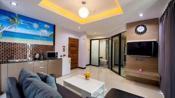 Fridge, microwave, coffee/tea maker, electric kettle