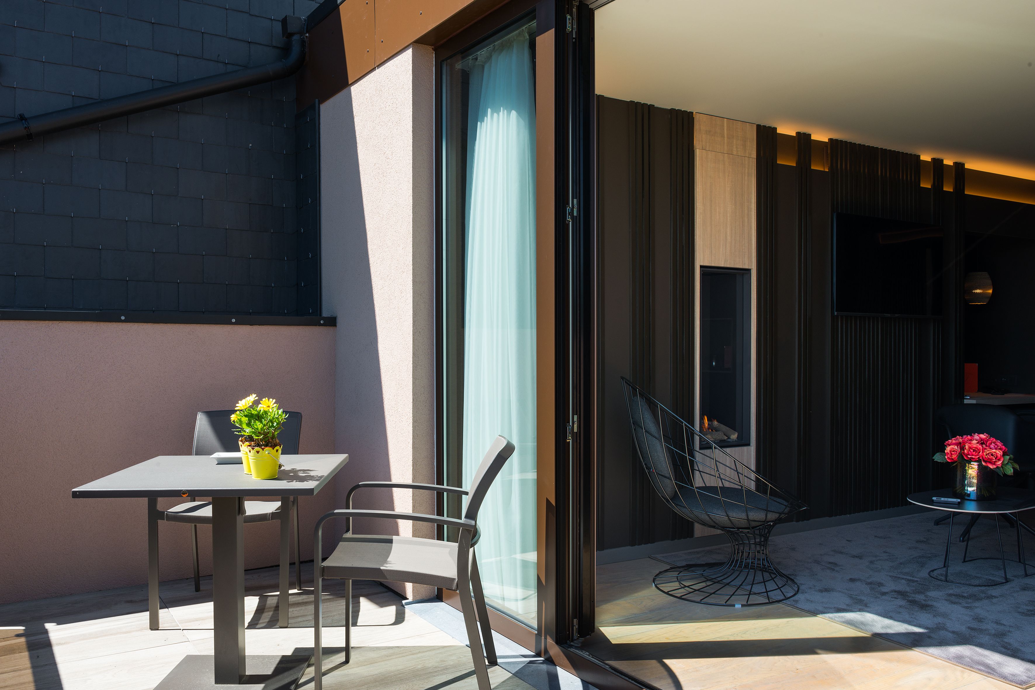 deluxe suite | balcony