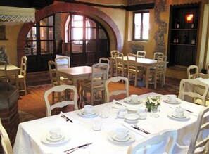 Free daily buffet breakfast  - Villa Chiopris (Chiopris-Viscone)