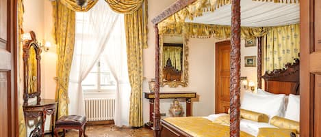 Suíte | 1 quarto, camas Select Comfort, frigobar, cofres nos quartos