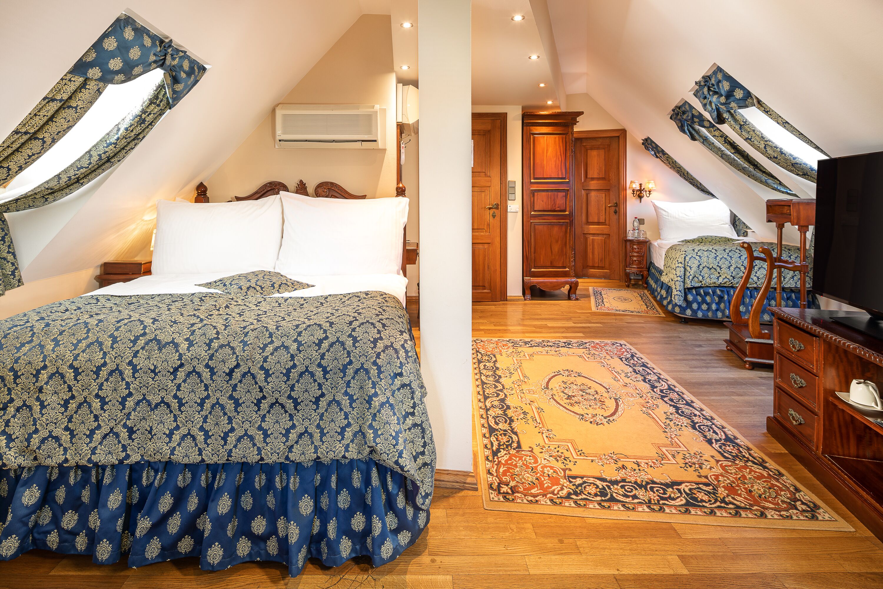 double room | 1 bedroom, select comfort beds, minibar, in-room safe