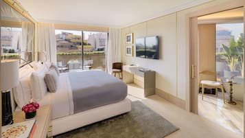 Penthouse Suite | Ropa de cama de alta calidad y minibar 