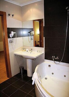 Chambre Double Supérieure | Salle de bain