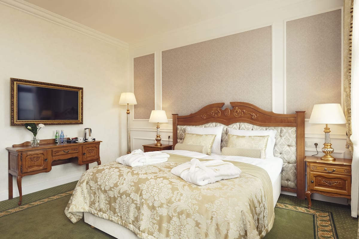1 bedroom, minibar, in-room safe, desk