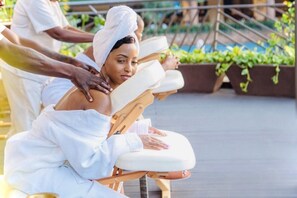 Manicures and pedicures - Speke Apartments Wampewo (Kampala)