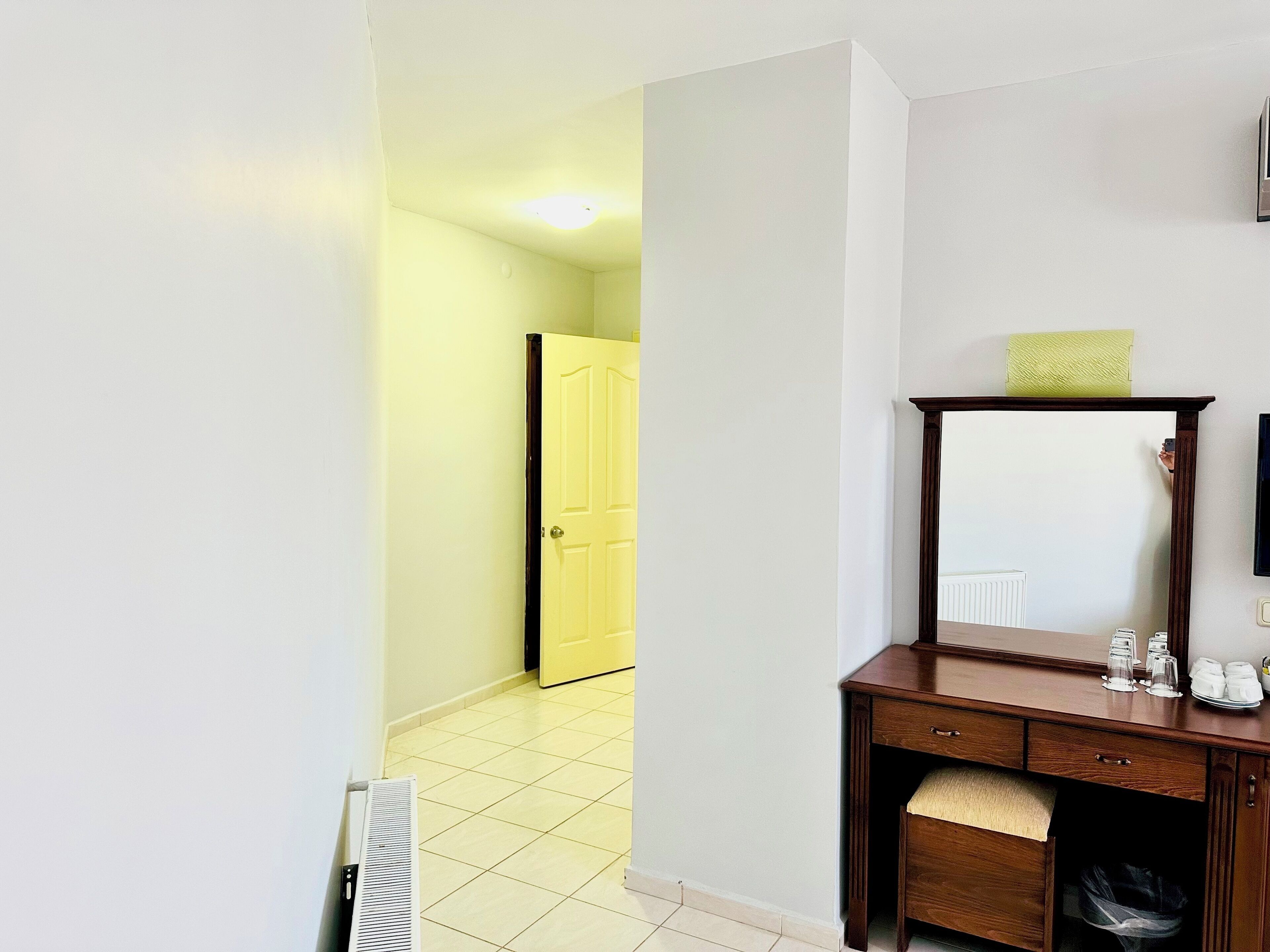 family suite, 2 bedrooms | 1 bedroom, minibar, in-room safe, desk