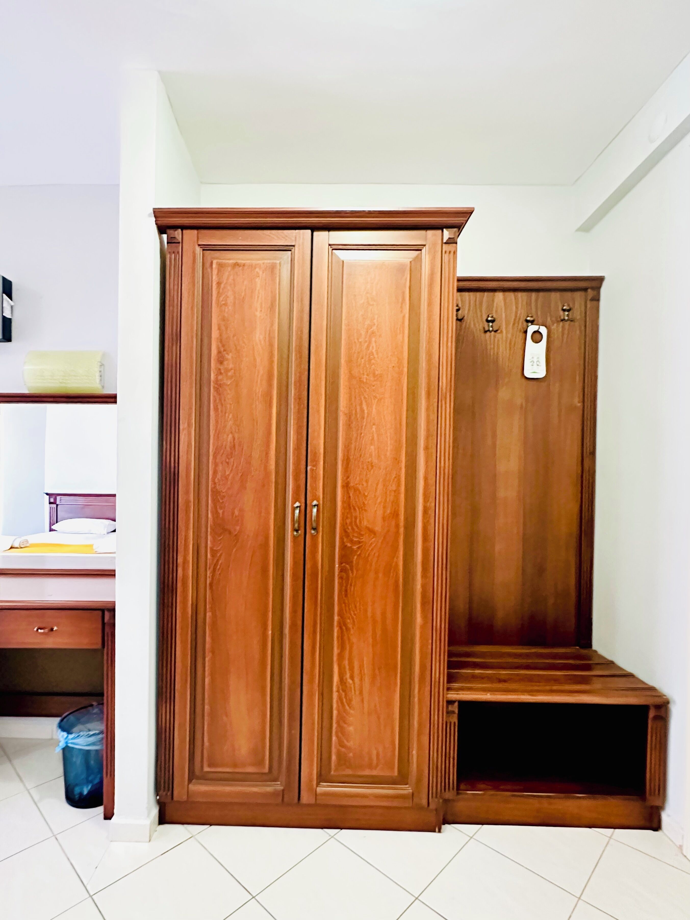 standard double or twin room | 1 bedroom, minibar, in-room safe, desk