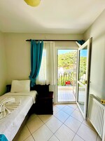 Junior Suite, 2 Bedrooms | Garden view
