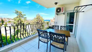 Familien-Suite, 2 Schlafzimmer | Balkon