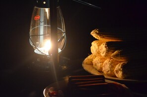 Restaurant - Makulu Safari Camping (Sevanagala)