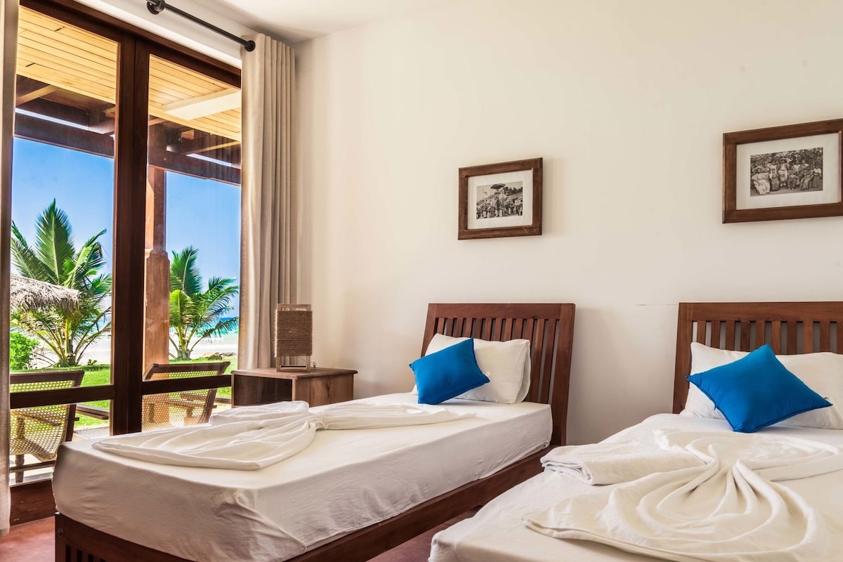 Cofres nos quartos, berços (sobretaxa), Wi-Fi de cortesia