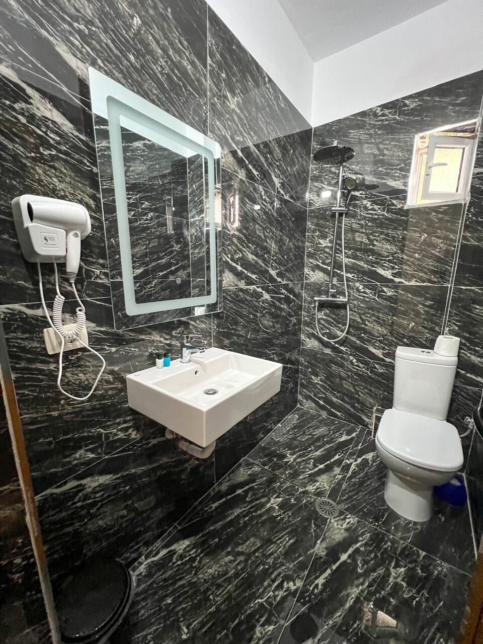Foto - Hotel Rixhi