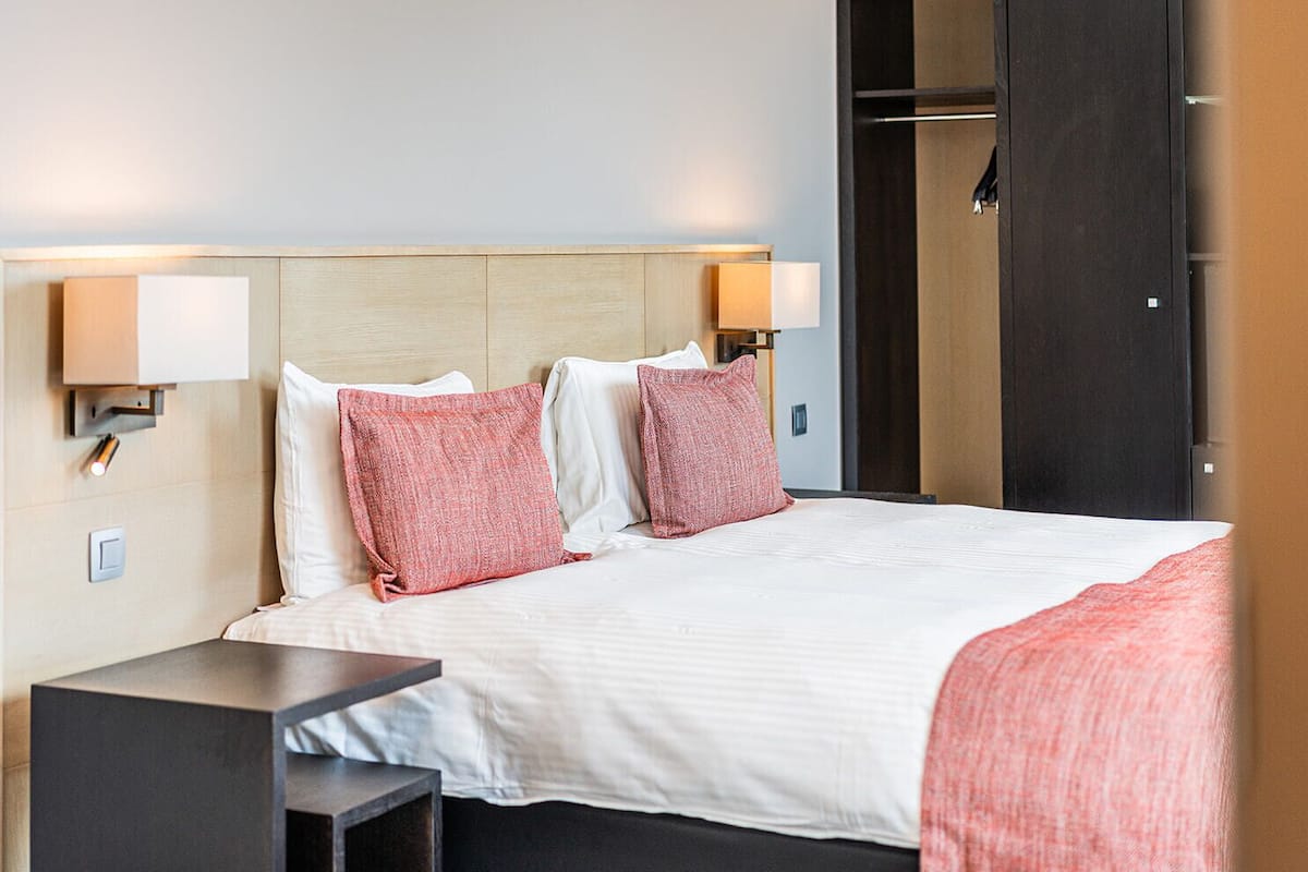 Standard Double or Twin Room | 2 bedrooms, premium bedding, Tempur-Pedic beds, minibar