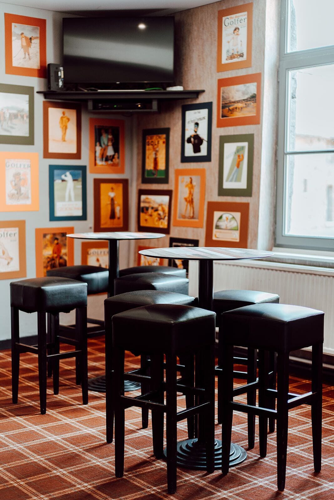 breakfast, lunch, dinner served; regional cuisine, garden views