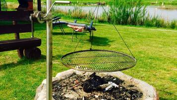 Grill-/Picknickplatz