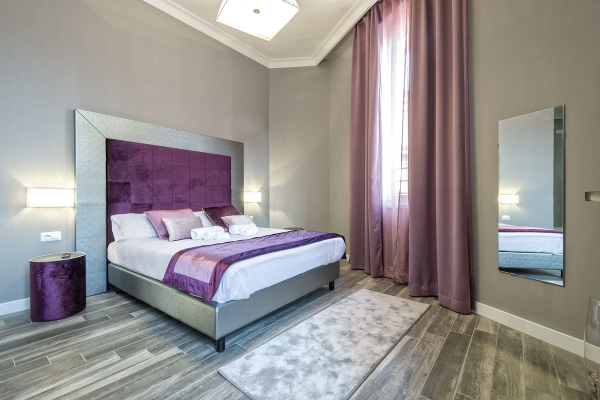 Superior Suite, City View