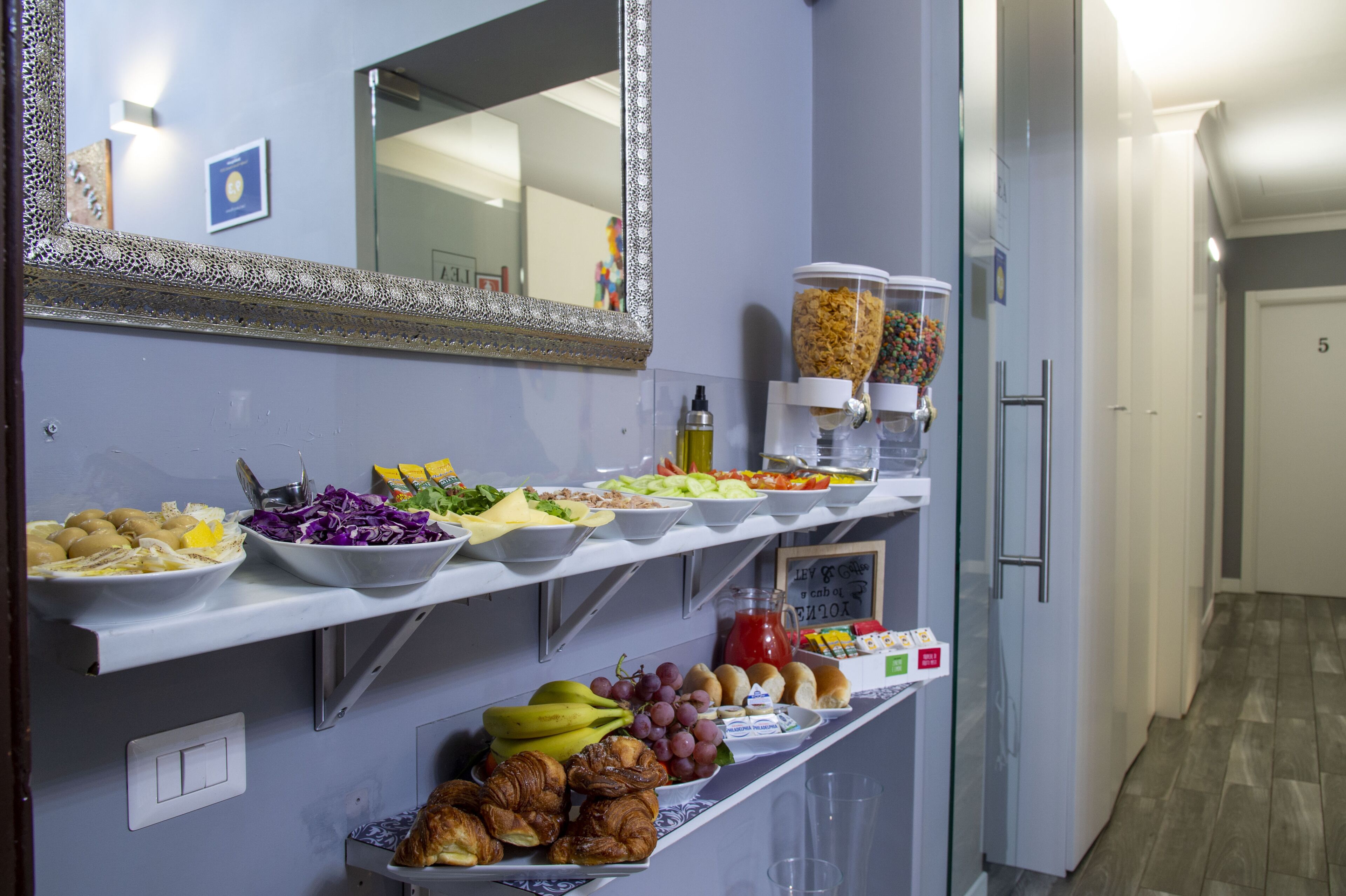 Café da manhã (EUR 12 por pessoa)